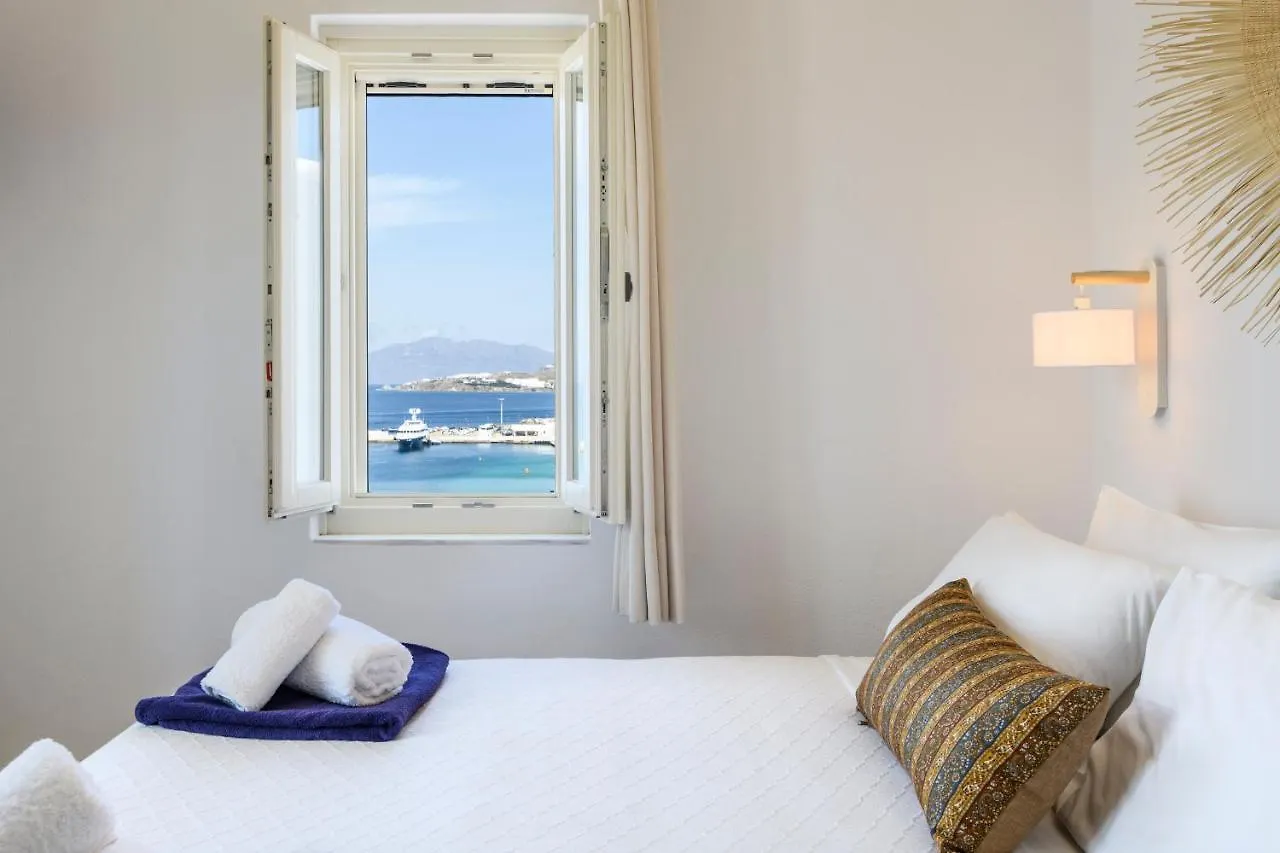 Supreme Mykonos Town House With Views & Pool & Parking别墅 度假居