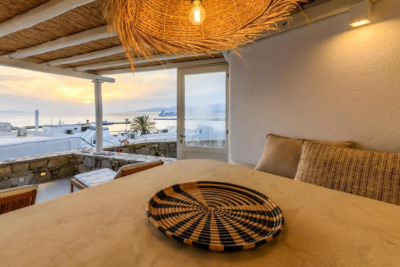 Supreme Mykonos Town House With Views & Pool & Parking别墅 度假居