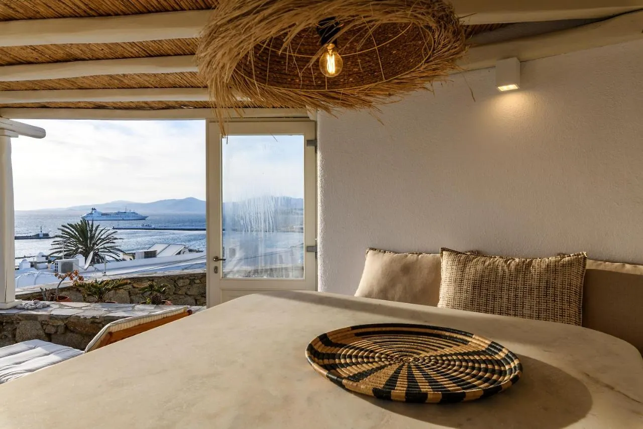 度假居 Supreme Mykonos Town House With Views & Pool & Parking别墅 希腊